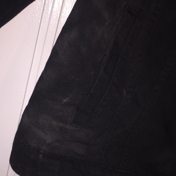 Her majesty denied jacket from Fashion nova - Picture 4 of 5